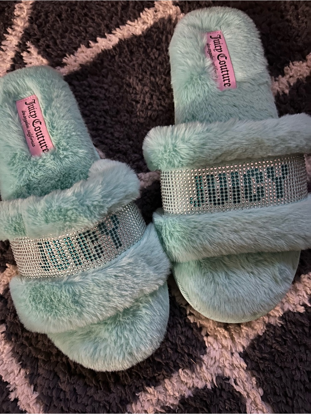 💙 Like New 💙 Juicy Couture Blue Furry Crystal Band Slide Slippers Size Large 💙